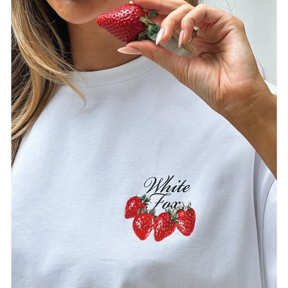 White Fox Tee - Picture 2 of 7